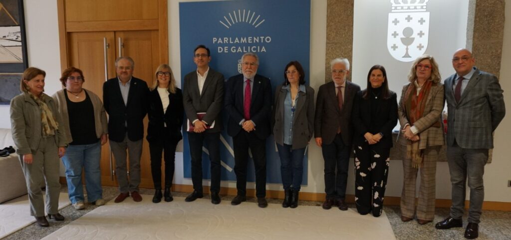 Foto de familia de la presentación de Miocardiopatias en el parlamento de Galicia el 18 de febrero de 2025